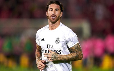 有球体育热议-诺伊尔当选德甲赛季最佳门将